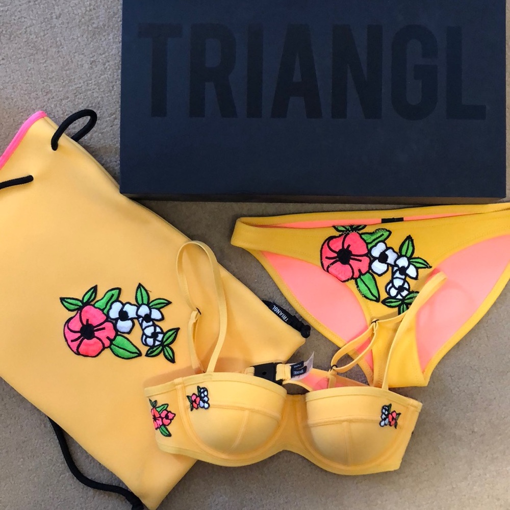 Triangl Devon Bikini Top and the bag